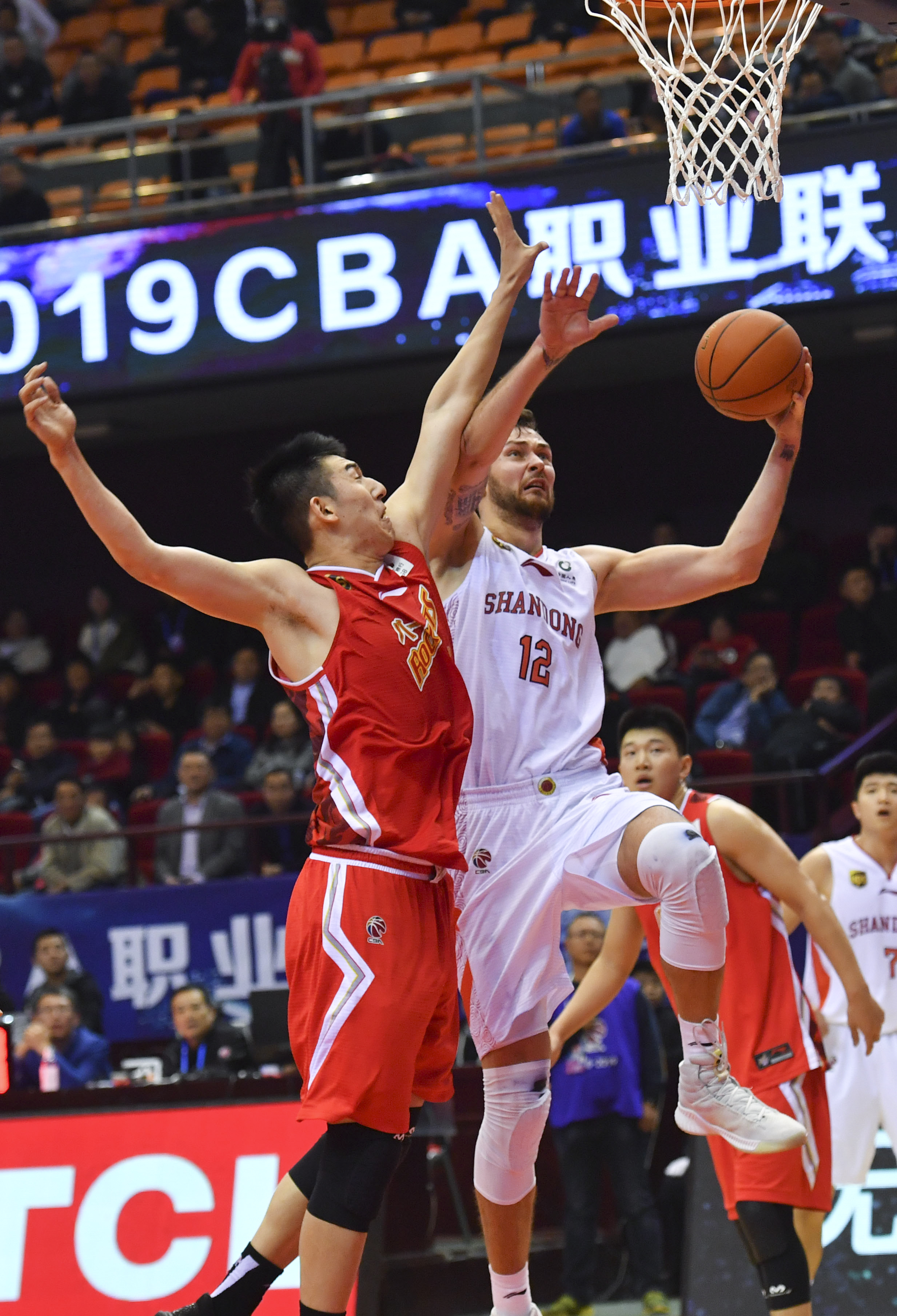 港媒：虽无缘亚洲杯，但港足总依旧为港队发放了100万奖金（港媒：港队无缘亚洲杯，足总仍向球队发放100万元奖金）