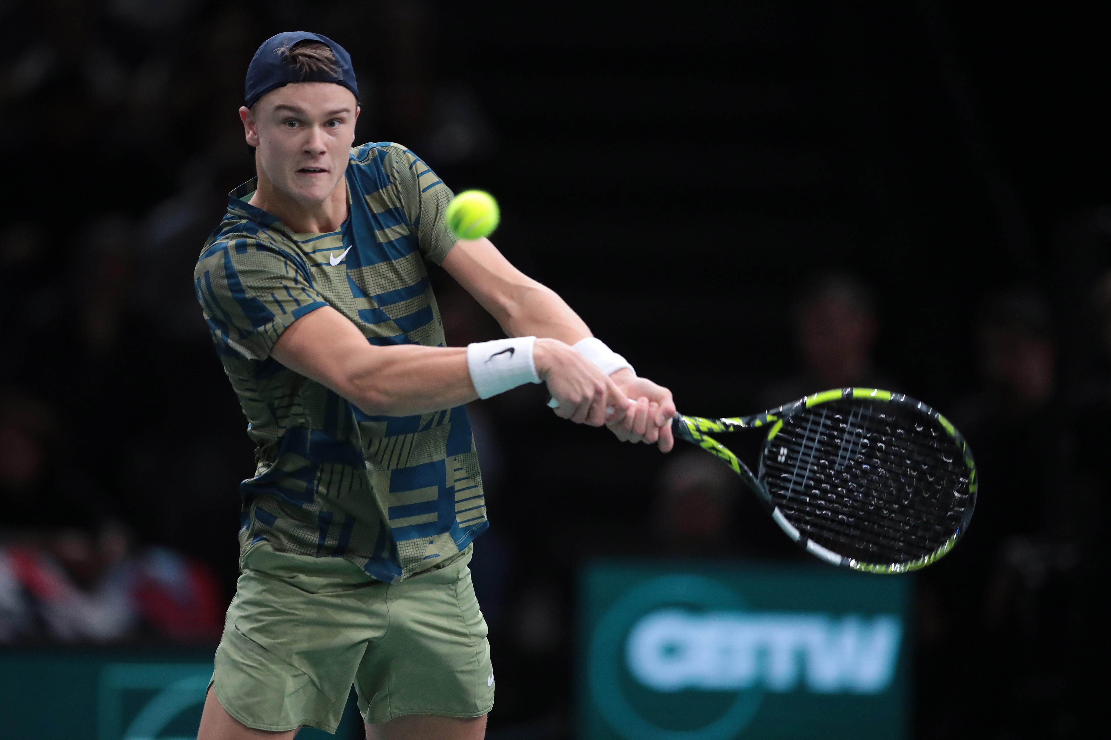 场下穿搭模 场下穿搭模