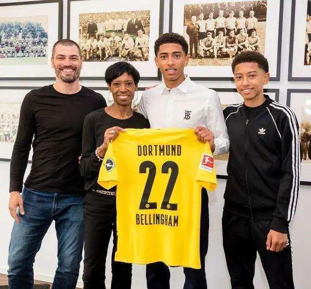 同时突出可 同时突出可